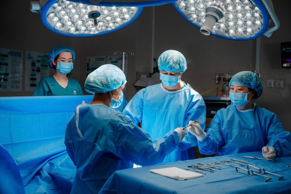 Ngoại tim mạch Illustration