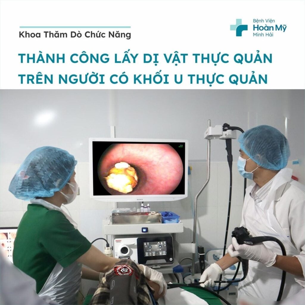 Thành công lấy dị vật trên người có khối u thực quản