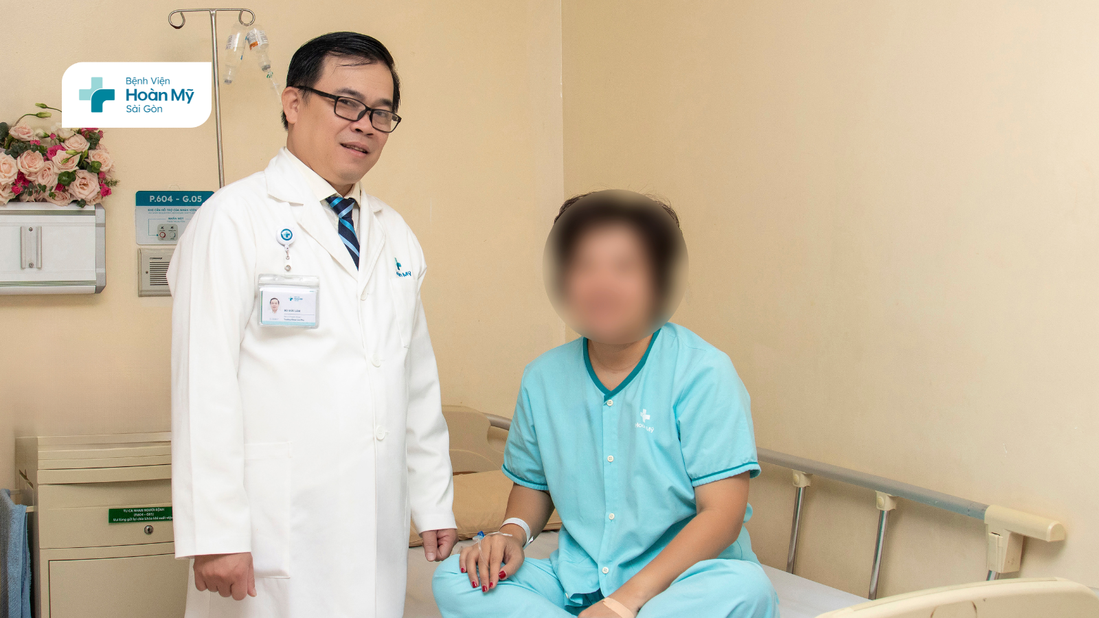 Bụng to bất thường do nhiều khối u lớn trong ổ bụng